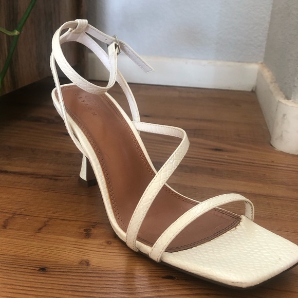 ASOS white heels - Picture 2 of 2